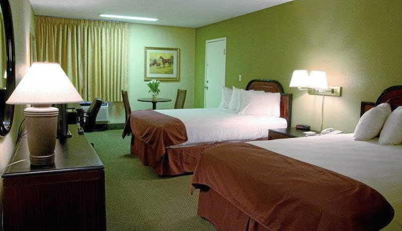 Best Western Shelbyville Lodge Eksteriør billede